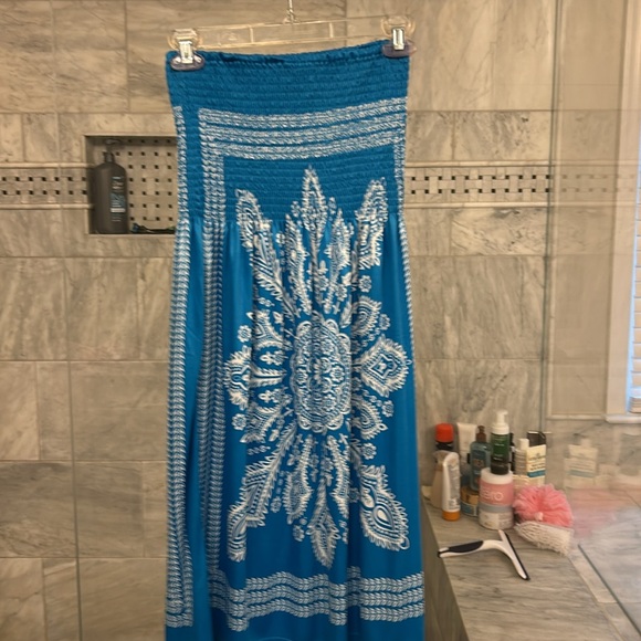 Blue n white strapless summer dress - Picture 4 of 7